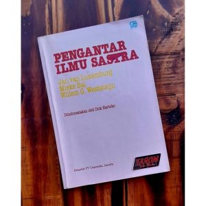 PENGANTAR ILMU SASTRA